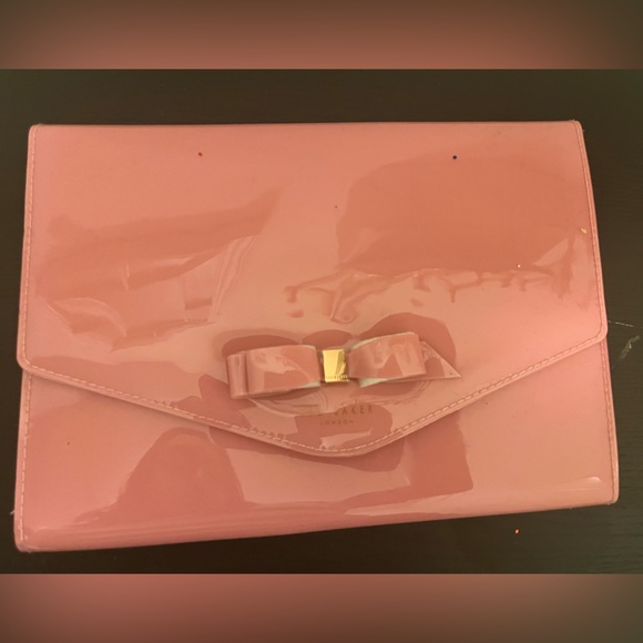 Ted Baker Pink Patent Envelope Clutch Purse purse net bag - Picture 2 of 2